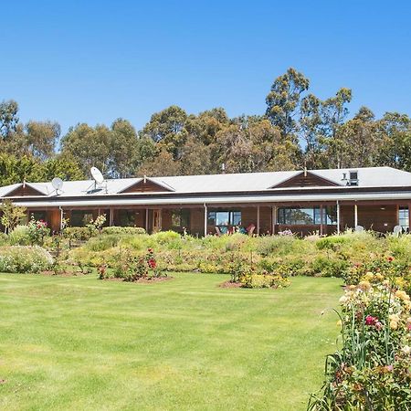 Springwood Homestead B&B Metricup エクステリア 写真