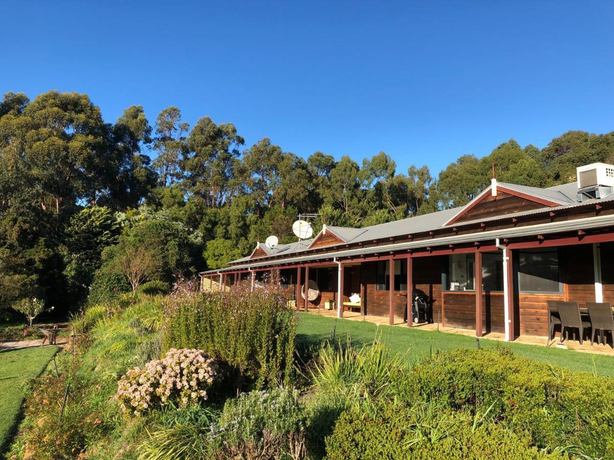 Springwood Homestead B&B Metricup エクステリア 写真